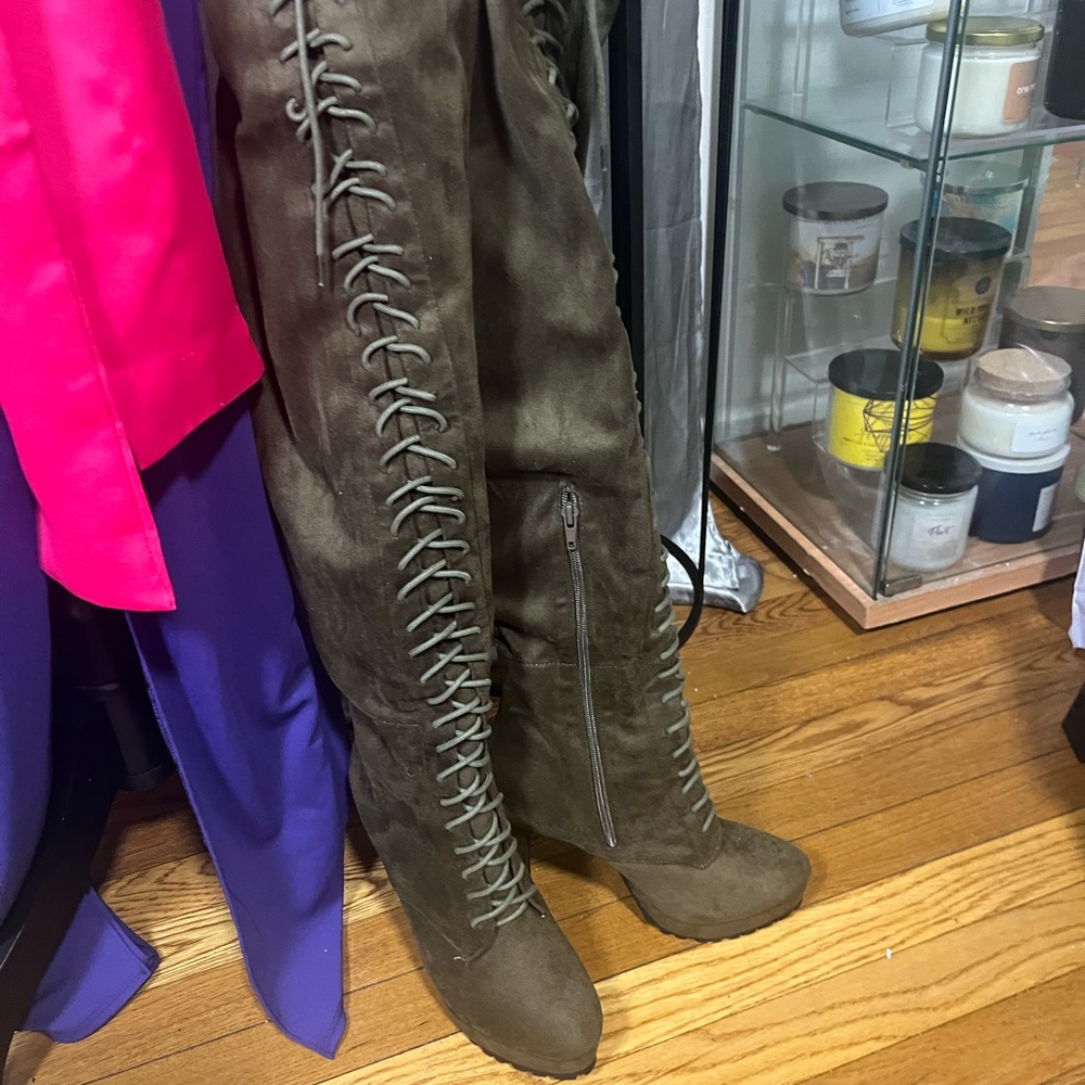 Women's Over-the-Knee Lace-Up Boots